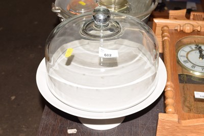 Lot 682 - Ceramic cake stand and glass over