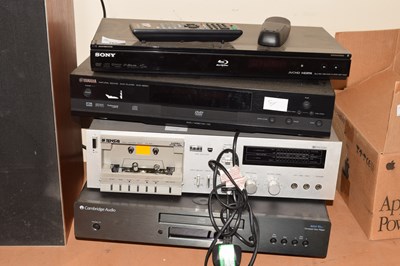 Lot 767 - Quantity of various electrical equipment inc...