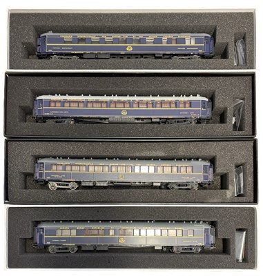 Lot 187 - Four boxed L S Models Exclusive H0 gauge...