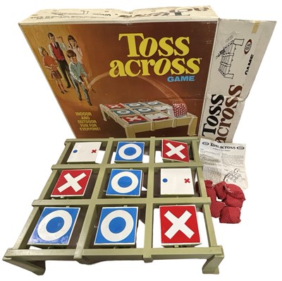Lot 430 - A vintage 'Toss Across' game by Ideal
