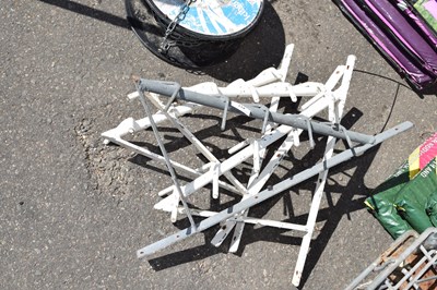Lot 411 - Quantity of metal coat racks