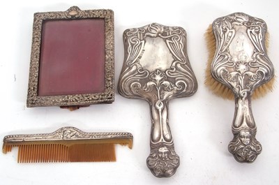 Lot 211 - Mixed Lot: An Art Nouveau silver backed...