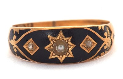 Lot 42 - A late Victorian 18ct gold, pearl and diamond...
