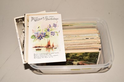 Lot 93 - Box of assorted postcards