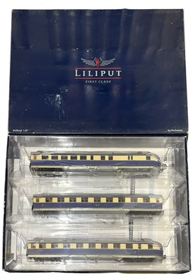 Lot 22 - A boxed Liliput (Bachmann) H0 gauge VT 06 SVT...