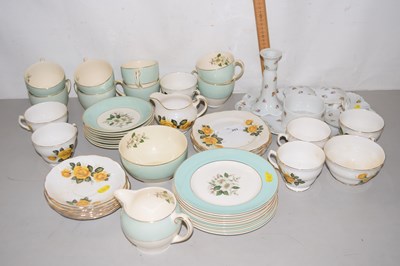 Lot 203 - A quantity of various mixed tea wares to...