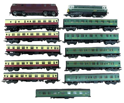 Lot 218 - A Fleischmann 00 gauge diesel engine in maroon...