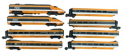Lot 224 - A pair of Lima 00 gauge engines and coach sets...