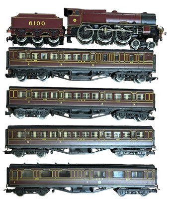 Lot 216 - A 00 gauge Rivarossi Royal Acott 4-6-0...