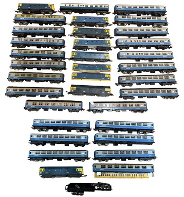 Lot 207 - A collection of various Lima 00 gauge diesel...