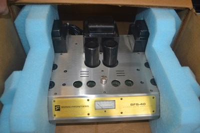 Lot 97 - A Sonic Frontier SFS-40 stereo tube amplifier
