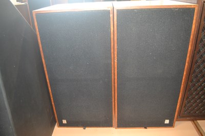 Lot 125 - A pair of SMC AS40 speakers
