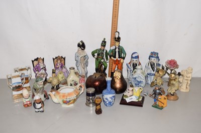 Lot 155 - Mixed lot of ceramic wares, models of soldiers,...