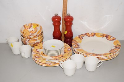 Lot 159 - Mixed lot of ceramics, bowls, plates etc by...