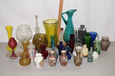 Lot 166 - Quantity of Studio Pottery