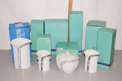 Lot 173 - Quantity of Kiser ceramics in the Tivoli pattern