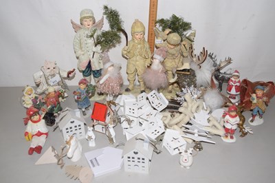 Lot 513 - Quantity of Christmas ornaments, figures, tree...