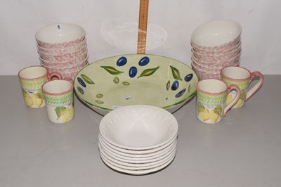Lot 534 - Large pottery bowl and four Italian pottery...