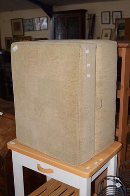 Lot 321 - A pouffe