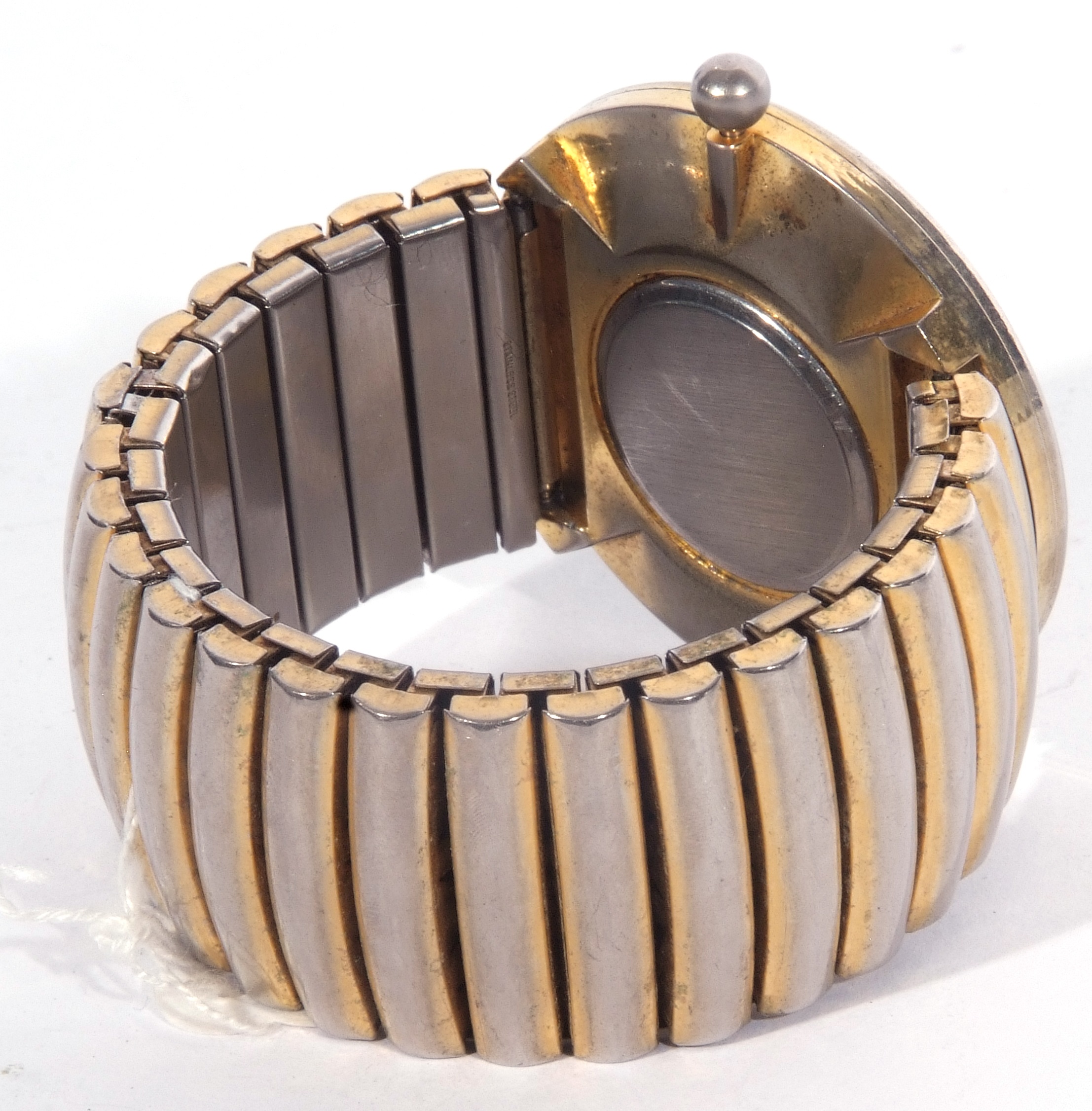 Lot 250 Extra large Sutus gents wrist watch, has a