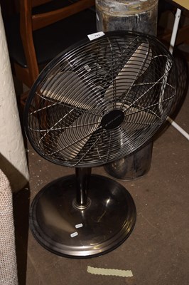 Lot 792 - Floor standing metal fan