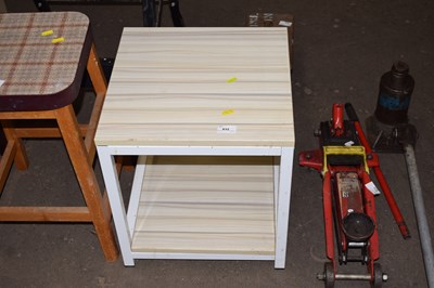 Lot 832 - A small coffee table/bedside stand