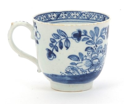 Lot 294 - 18th Century Bow/Isleworth Coffe Cup