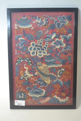 Lot 211 - A framed piece of Chinese embroidery featuring...