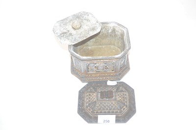 Lot 250 - A late 17th/early 18th Century lead tobacco...