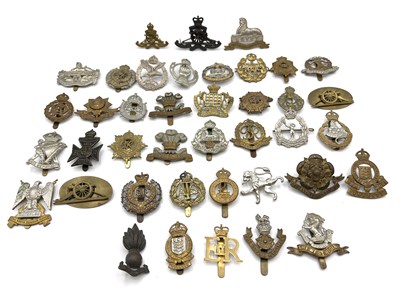 Lot 51 - Quantity of 20th century British Army cap...