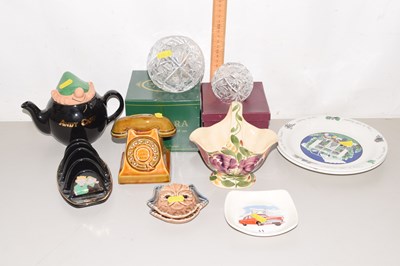 Lot 11 - Mixed Lot: Wade novelty dogs head ashtrays,...