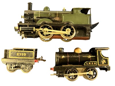 Lot 4 - A Hornby 0 gauge 0-4-0 locomotive and tender...