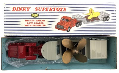 Lot 234 - A boxed Dinky Supertoys 986 mighty Antar low...