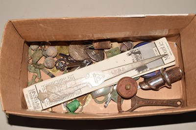 Lot 120 - Box of mixed items to include paper knives