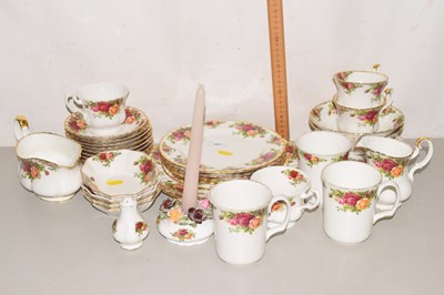 Lot 161 - A collection of Royal Albert Old Country Rose...
