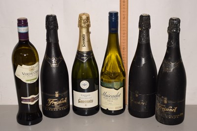 Lot 205 - Six bottles of various wine and sparkling wine