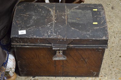 Lot 312 - A small metal trunk