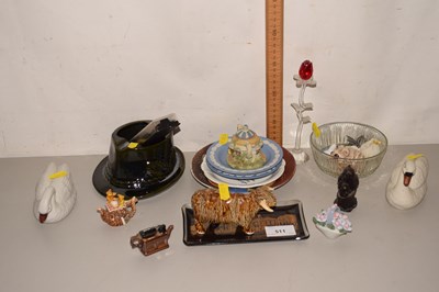 Lot 511 - Mixed Lot: Assorted ornaments