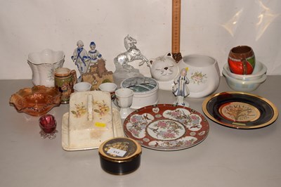 Lot 513 - Mixed lot of ceramics and glass