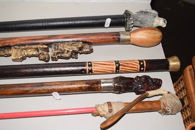 Lot 562 - Quantity of assorted walking sticks