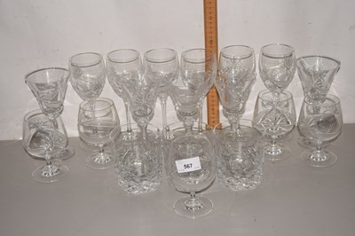 Lot 567 - A quantity of assorted glass ware to include...