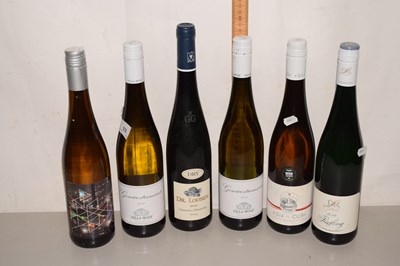 Lot 578 - Six bottles of assorted white wines