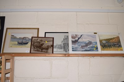 Lot 579 - Quantity of pictures of marine interest