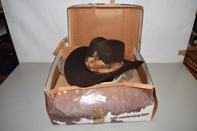 Lot 582 - Gordon's Western & Sports Wear Californian...