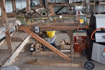 Lot 391 - A lathe together with a bench grinder