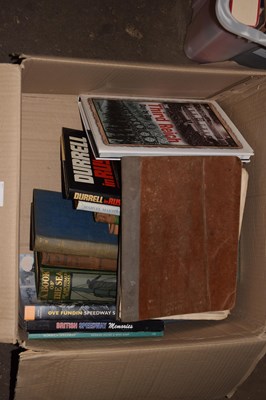 Lot 592 - Assorted books to include military history