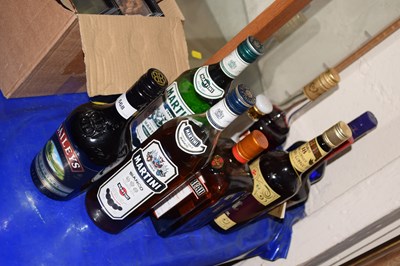 Lot 668 - Assorted bottles of alcohol