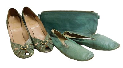 Lot 99 - A pair of mid 20th century green lace peep toe...