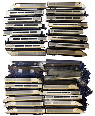 Lot 81 - A collection of various 00 gauge Eurostar...