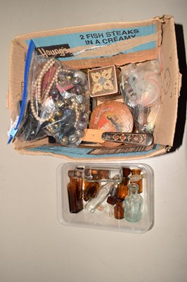 Lot 104 - Mixed Lot: Various costume jewellery, buckles,...